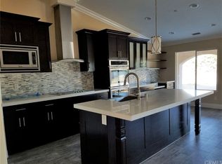 17800 Barton St, Perris, CA 92570