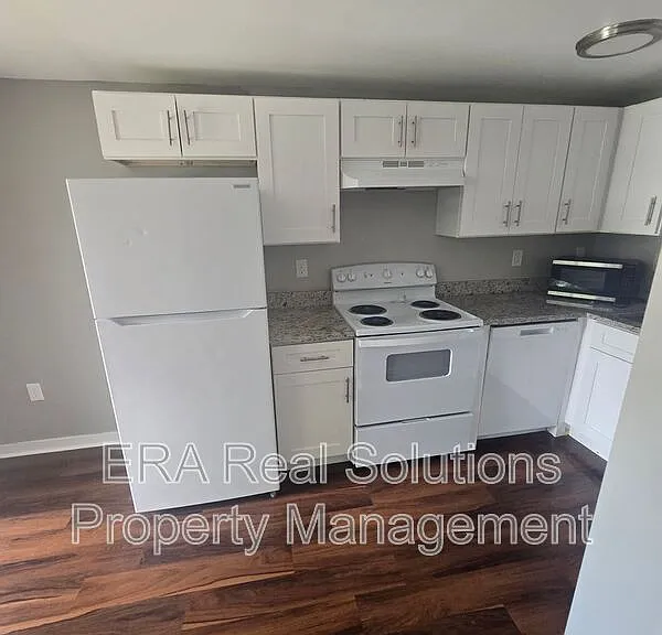 75 E Moler St #A — Photo 7