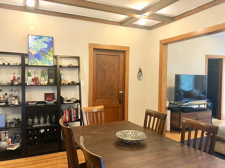 2211 W Giddings St #3 — Photo 6