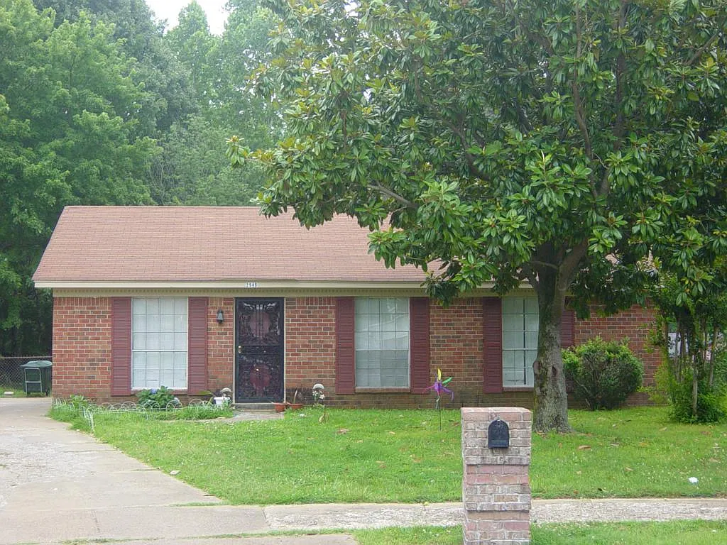 3 bed, 1070 sqft, $1,500 — Photo 1