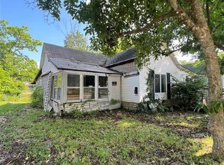 212 Rhoda St, Saint James, MO 65559