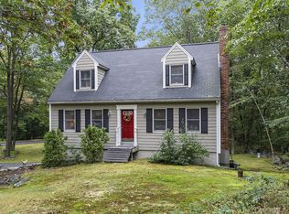 11 Shephard Rd, Pelham, NH 03076
