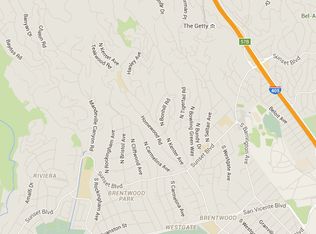 408 N Robinwood Dr, Los Angeles, CA 90049