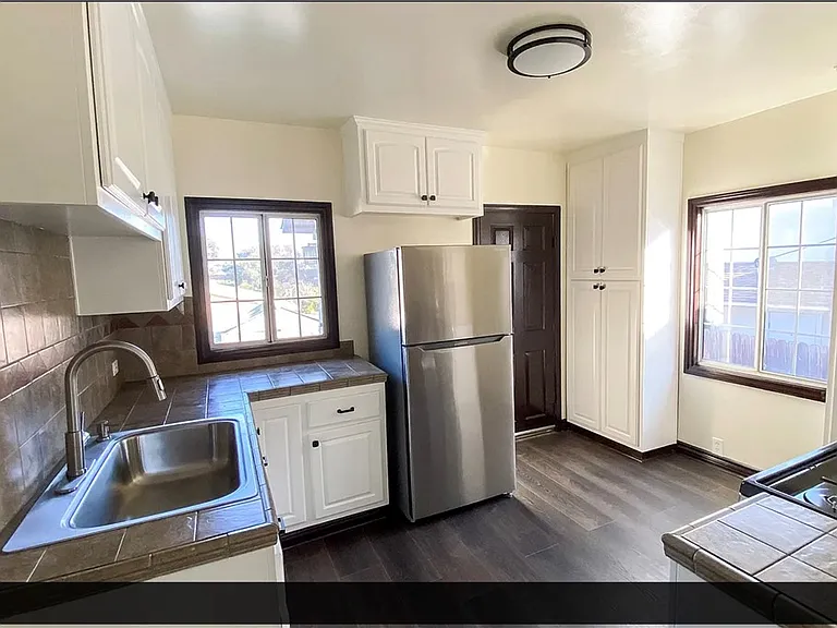 728 S Fresno St — Photo 6