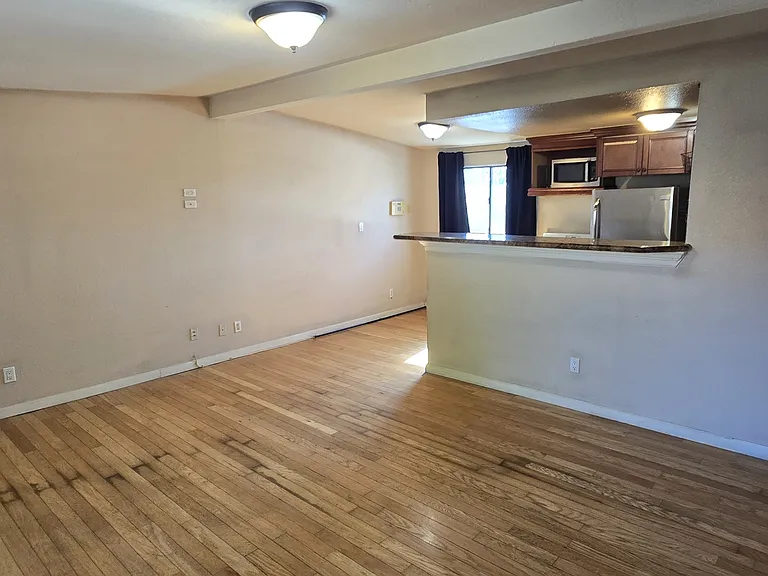 4224 N 12th St #204 — Photo 14