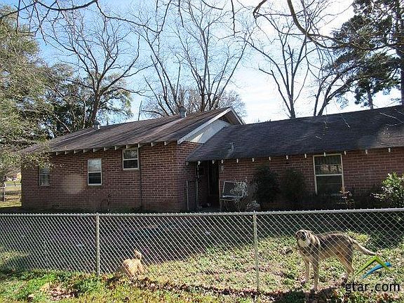 4th image of 1621 Quevado St