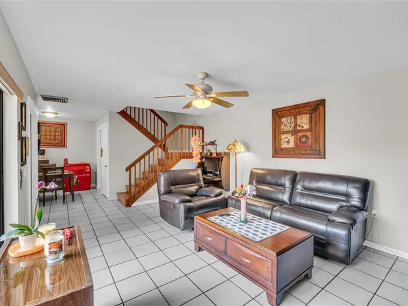 9104 19 Place #A, Davie, FL 33324