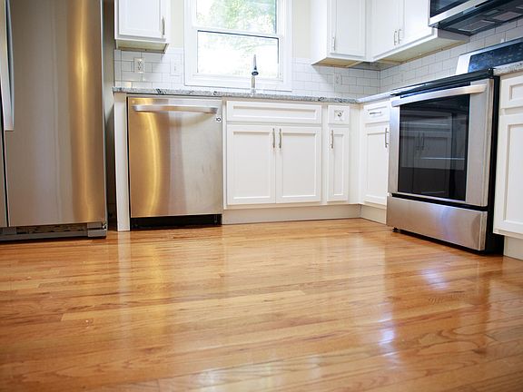 Kitchen hardwood floor