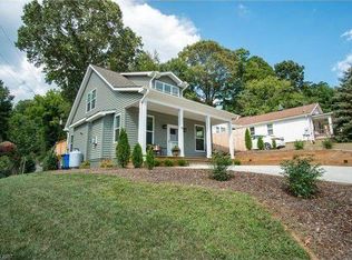 82 Wyoming Rd, Asheville, NC 28803