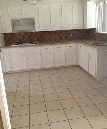 5th image of 103 Dogwood St
