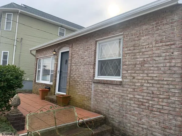 222 8th St, Brigantine, NJ 08203