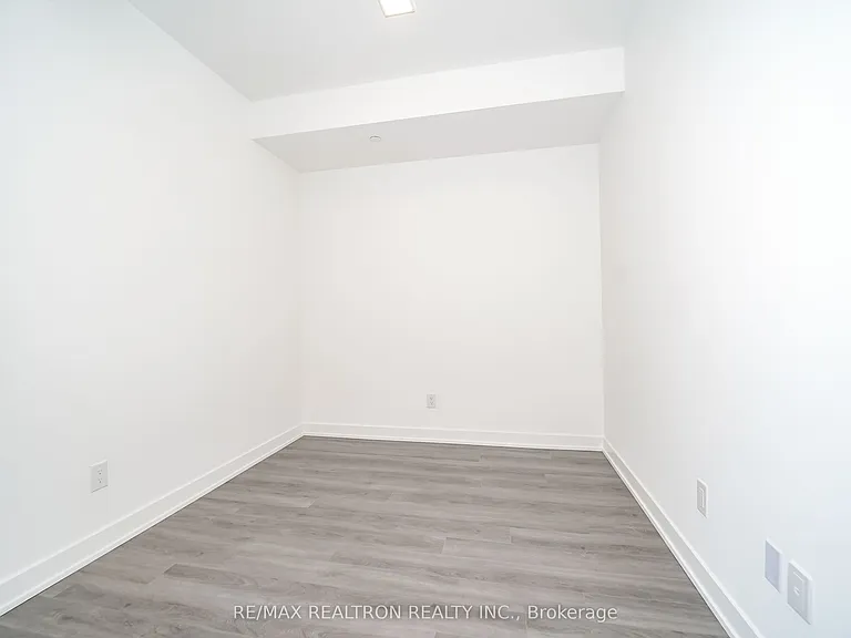 609 Sherbourne St #1711 — Photo 15