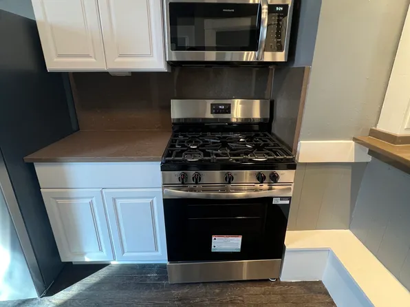 2401 Chicago Rd APT 2W, Chicago Heights, IL 60411