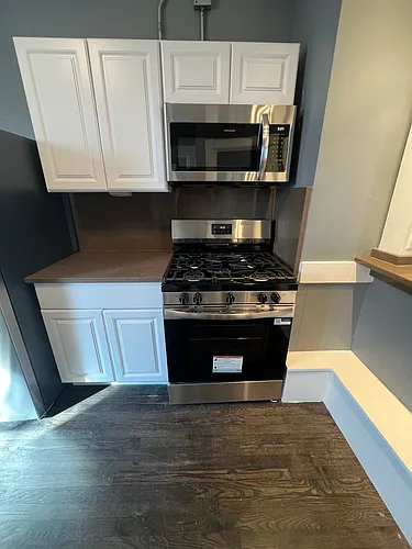 2401 Chicago Rd #2W Photo 1