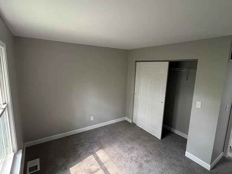 Ridgeway Dr — Photo 11