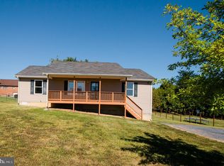 439 N Summit Ave, Woodstock, VA 22664