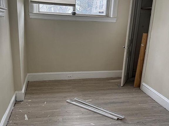 4th image of 6717 N 6th St