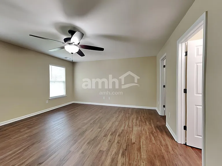 314 Southwilde Way — Photo 12