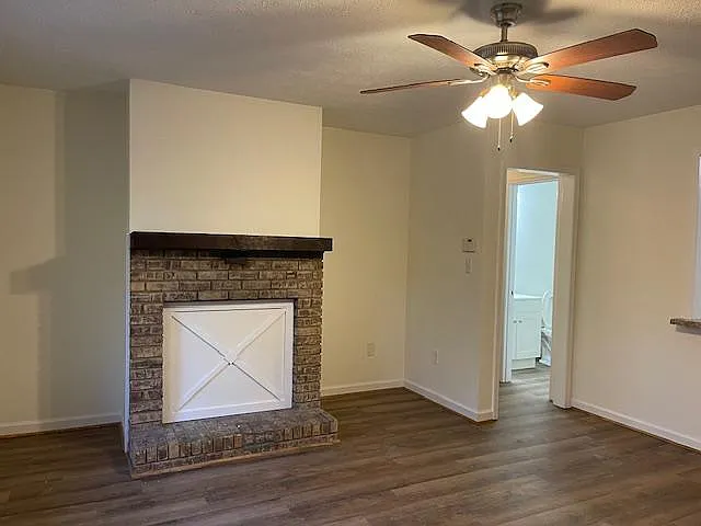 117 Redstone Dr — Photo 8