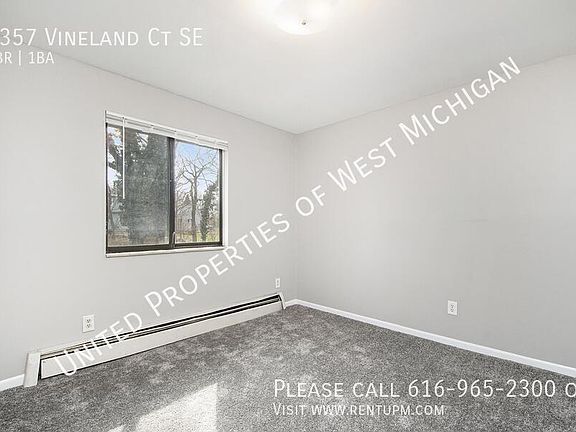 2nd image of 1357 Vineland Ct SE