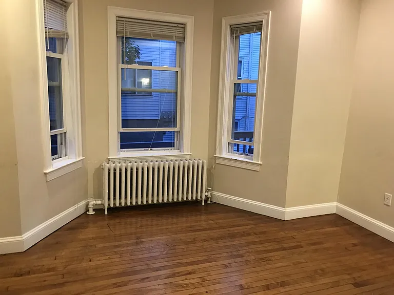 10 Greylock Rd #1 — Photo 4