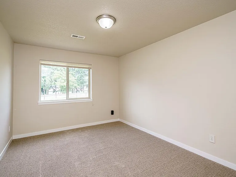 844 NE 109th Ct — Photo 24