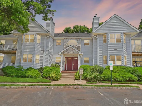 273 Dorset Ct, Piscataway, NJ 08854