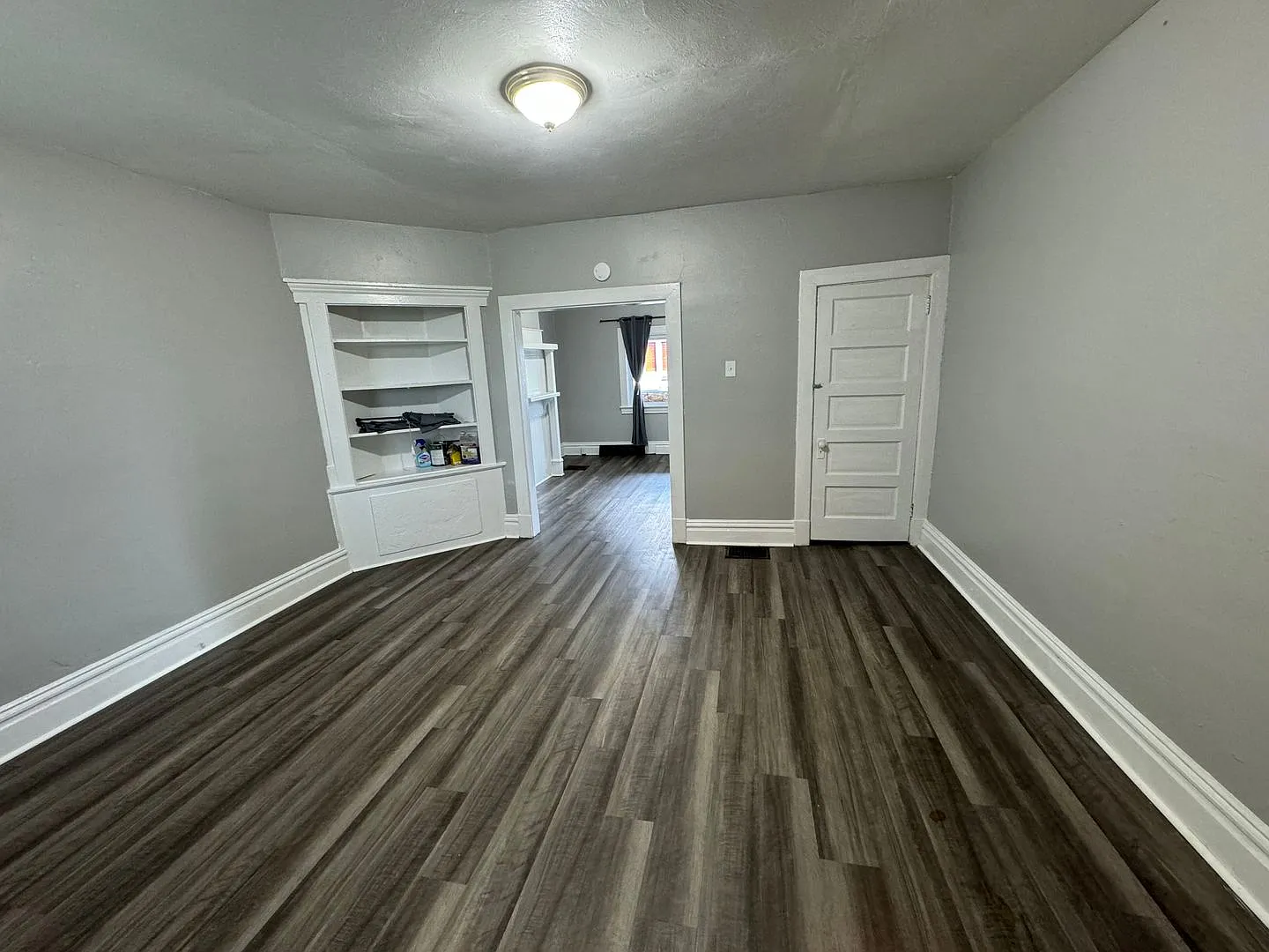 Lovely 2 Bedroom 1 Bathroom townhome — Photo 3