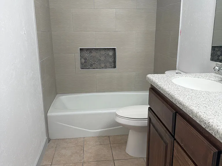 1381 S 1420 E — Photo 14