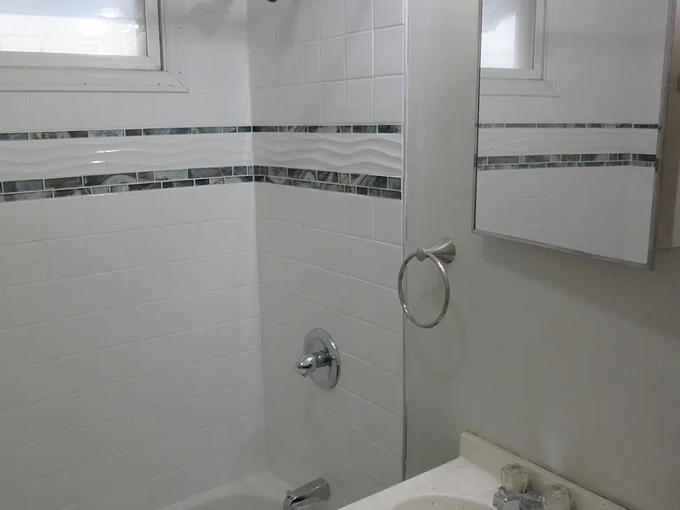 189 Laconia Ave NE — Photo 5