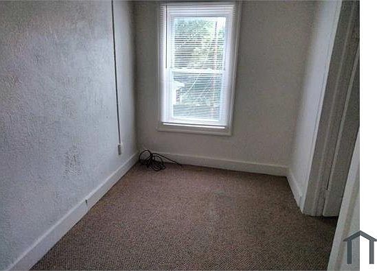 5th image of 164 Baldwin Ave #D