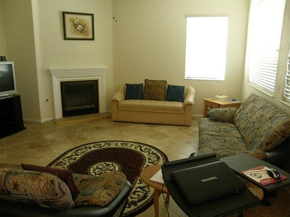 4th image of 10820 Aster Ln