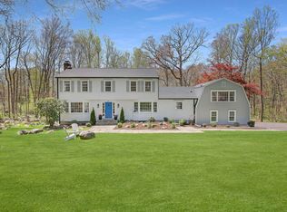 286 Indian Rock Rd, New Canaan, CT 06840