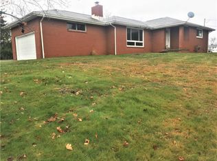 324 Center Grange Rd, Monaca, PA 15061