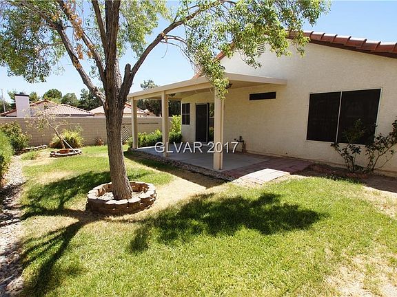 2nd image of 4866 Farlington Dr
