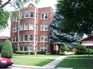 8225 S Calumet Ave, Chicago, IL 60619