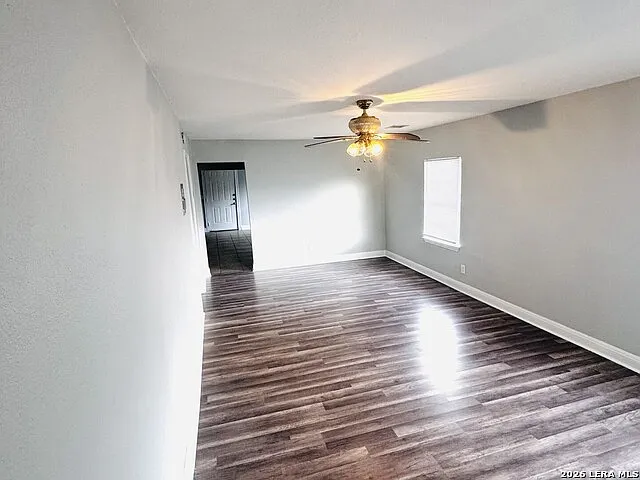 563 N San Horacio Ave — Photo 7