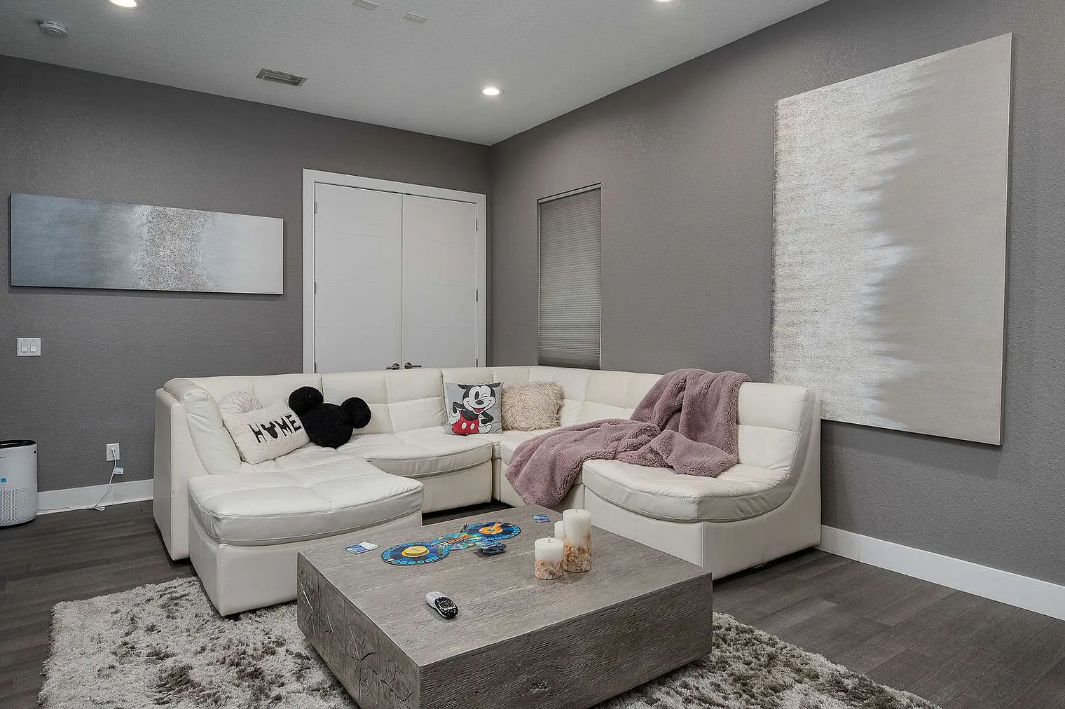 6 bed, 5.0 bath, 3756 sqft, $6,195 — Photo 2