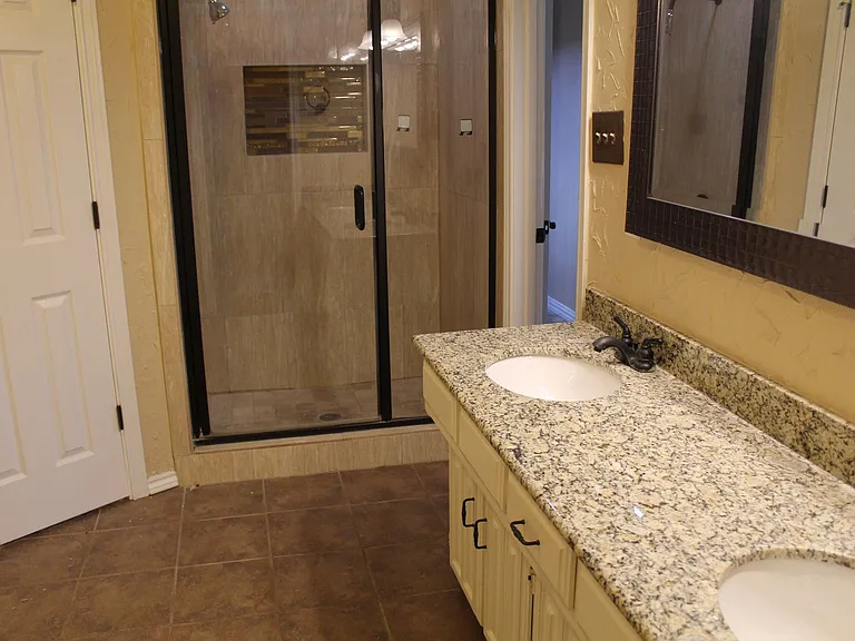 4037 Leon Dr — Photo 11