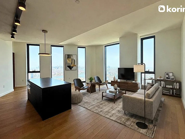 85 Fleet St #71D — Photo 4