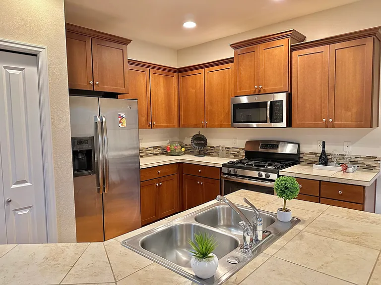 2671 Laura Vista Dr NW — Photo 52