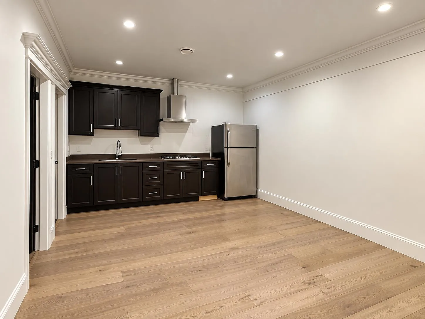 1 bed, 550 sqft, $1,500 — Photo 3