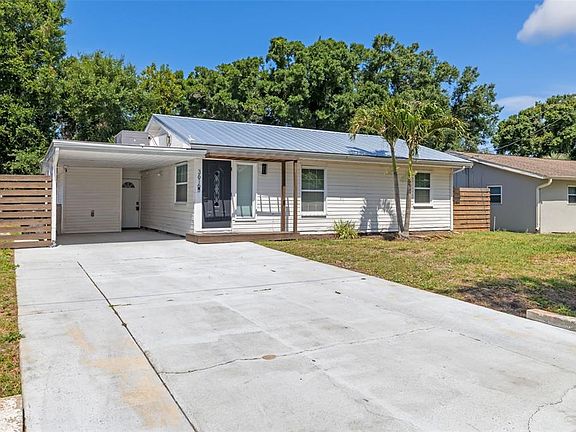 2nd image of 3616 Stardust Pl