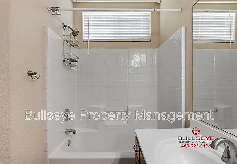 3736 E Woodside Way — Photo 26