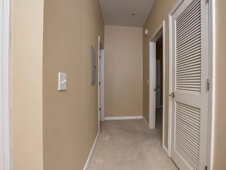 870 Mayson Turner Rd NW — Photo 8