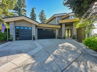 9159 SE Anton Ct, Happy Valley, OR 97086