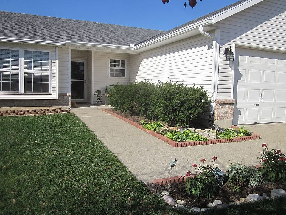 1st image of 331 Sherman Dr