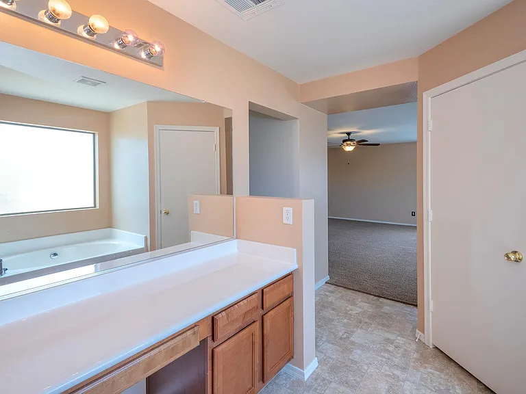 17754 W Bloomfield Rd — Photo 15