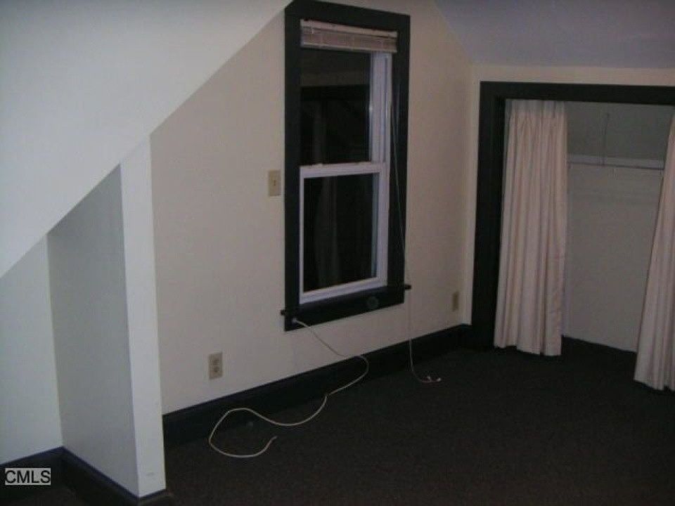 West bedroom