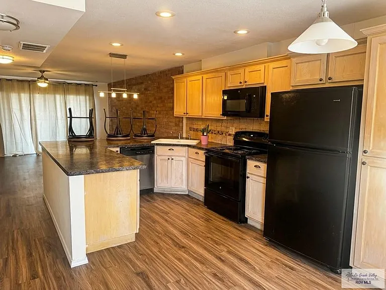 401 Boca Chica Blvd #505 — Photo 2